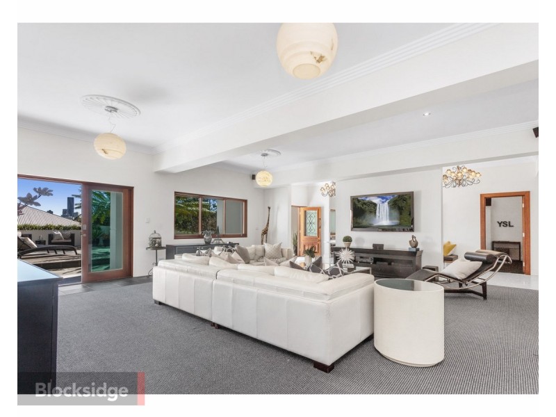 37 Wendell Street, Norman Park QLD 4170