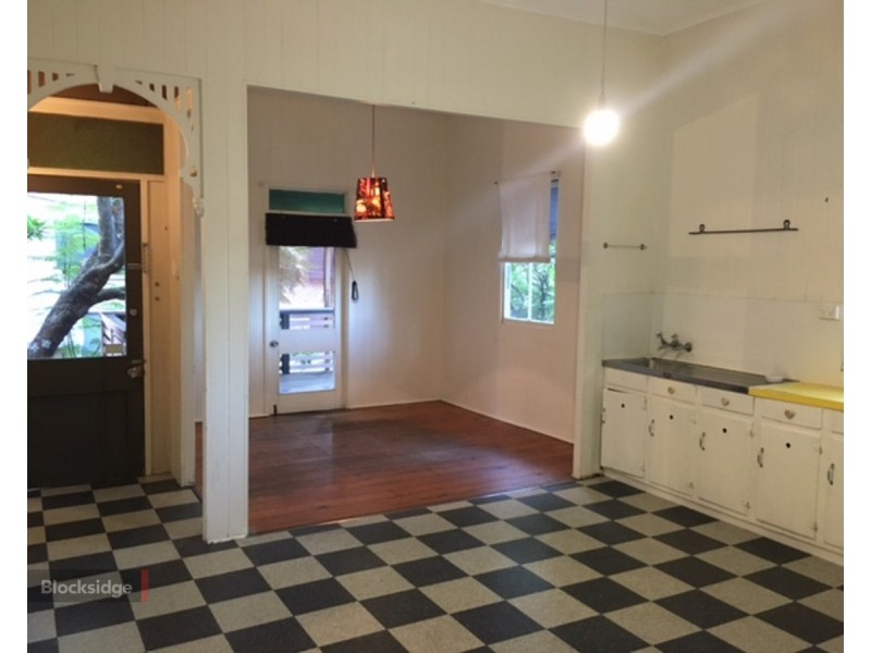 18 Milne Street, Spring Hill QLD 4000