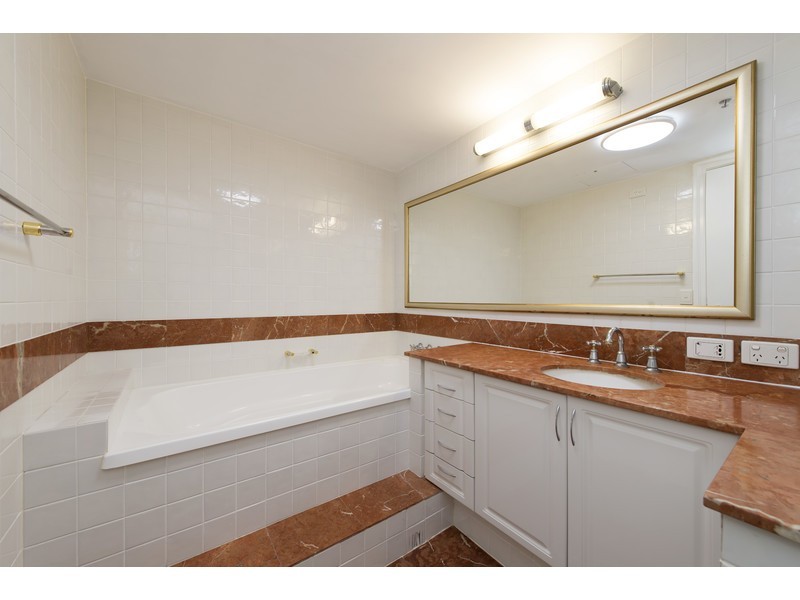 2403/132 Alice Street, Brisbane City QLD 4000