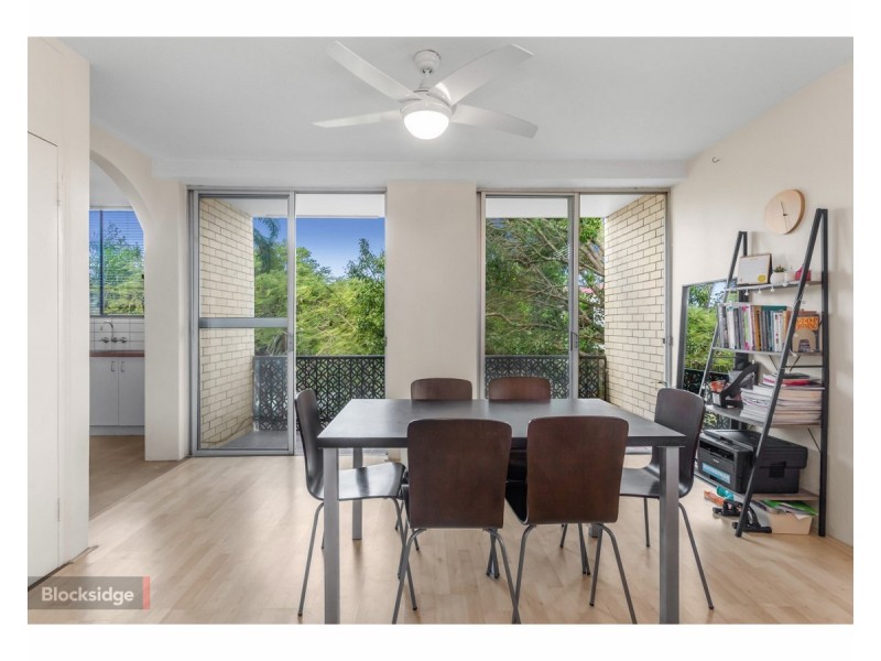 10/9 Norwood Street, Toowong QLD 4066