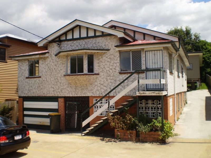 242 Lutwyche Road, Windsor QLD 4030