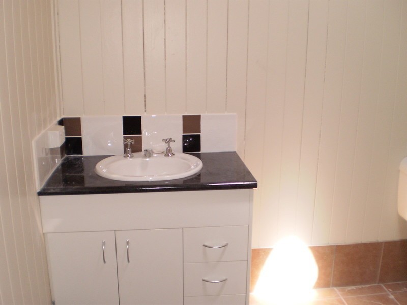 242 Lutwyche Road, Windsor QLD 4030