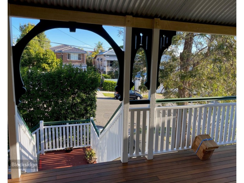 24 Avondale Avenue, Annerley QLD 4103