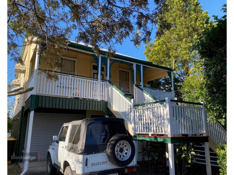 24 Avondale Avenue, Annerley QLD 4103