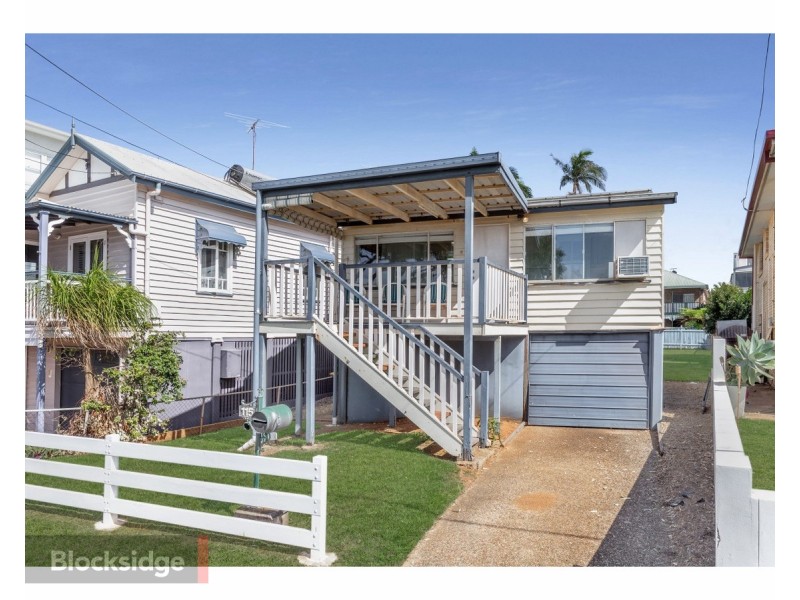 115 Flinders Parade, Scarborough QLD 4020