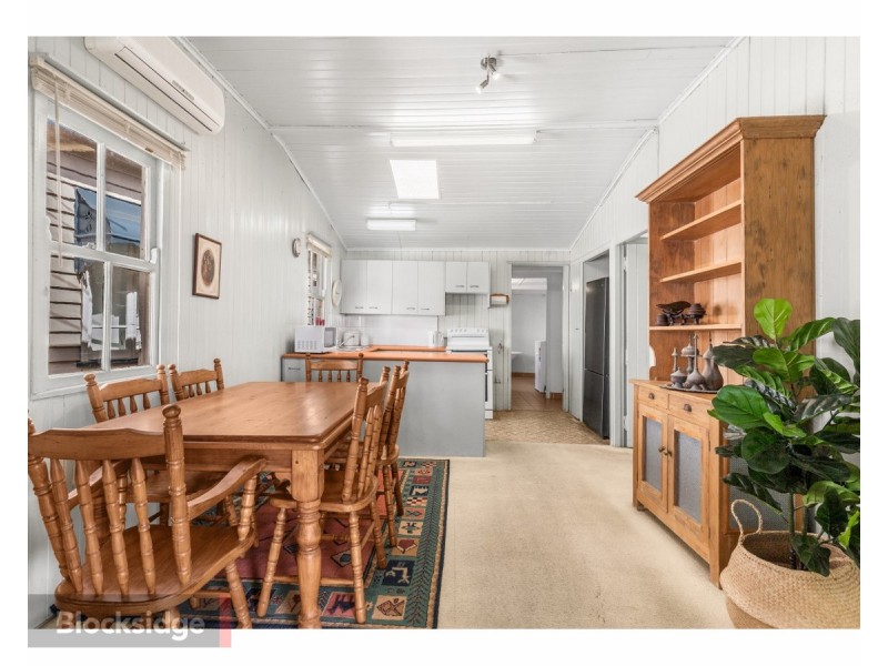 115 Flinders Parade, Scarborough QLD 4020