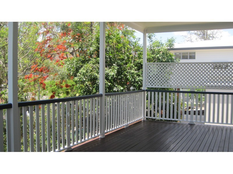 5 Lance Street, Sherwood QLD 4075
