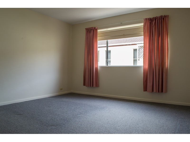 2/42 Chatsworth Road, Greenslopes QLD 4120