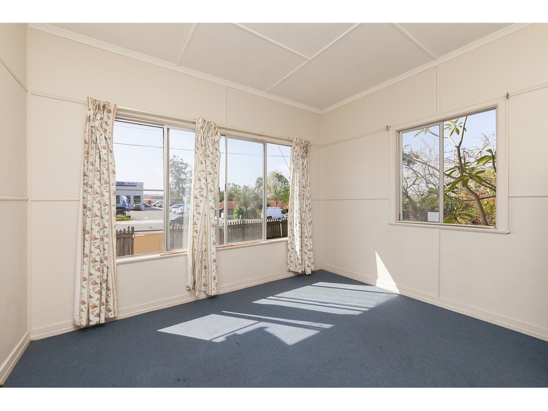 33 Brisbane Road, Ebbw Vale QLD 4304