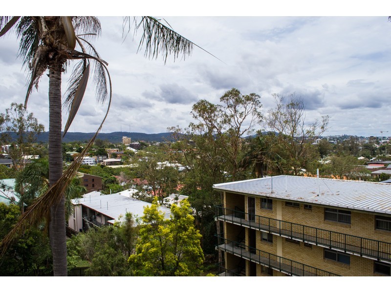 6/208 Carmody Road, St Lucia QLD 4067