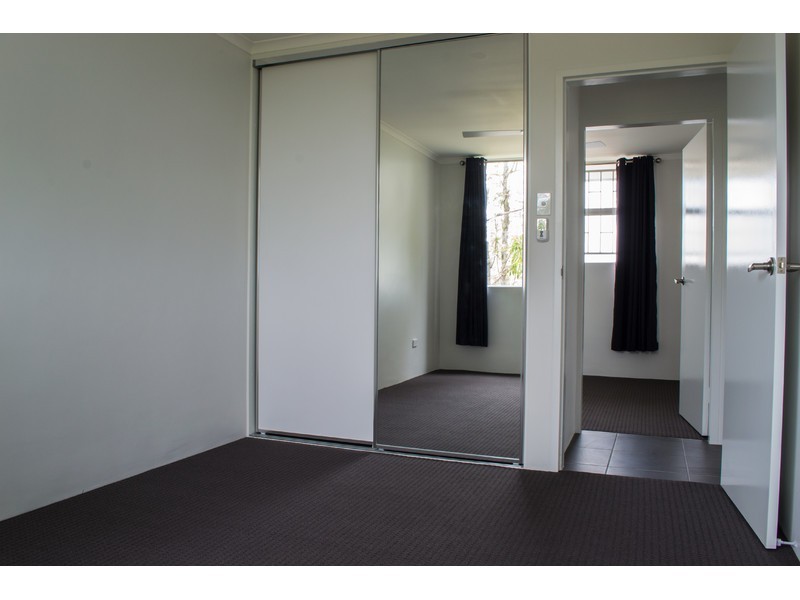 6/208 Carmody Road, St Lucia QLD 4067