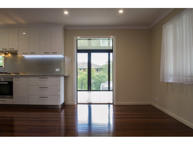9 Graymond Street, Chermside QLD 4032