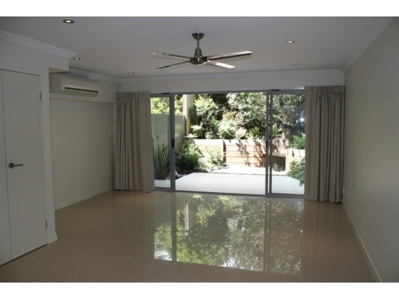 6/40 Macdonnell street, Toowong QLD 4066