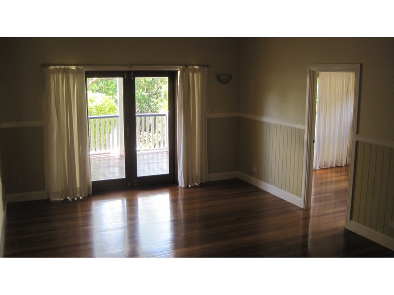 5 Lance Street, Sherwood QLD 4075