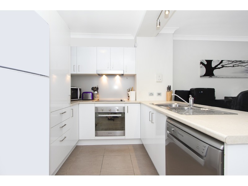 2/736 – 740 Ipswich Road, Annerley QLD 4103