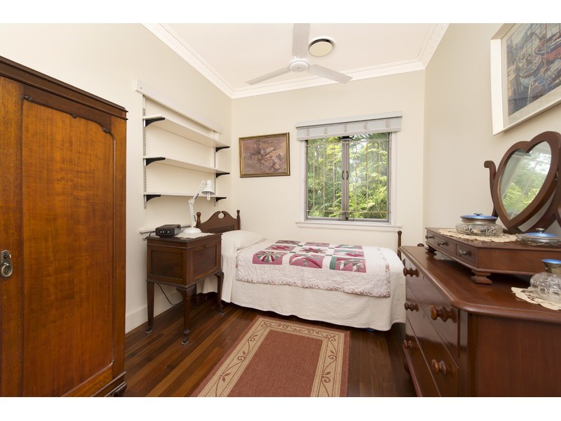 2 Braeside Terrace, Alderley QLD 4051