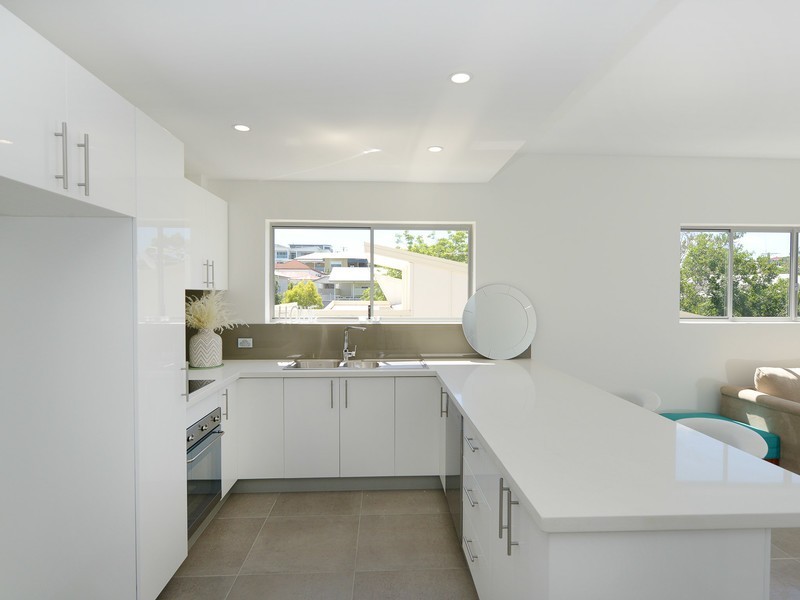 11 Stephens Street, Morningside QLD 4170