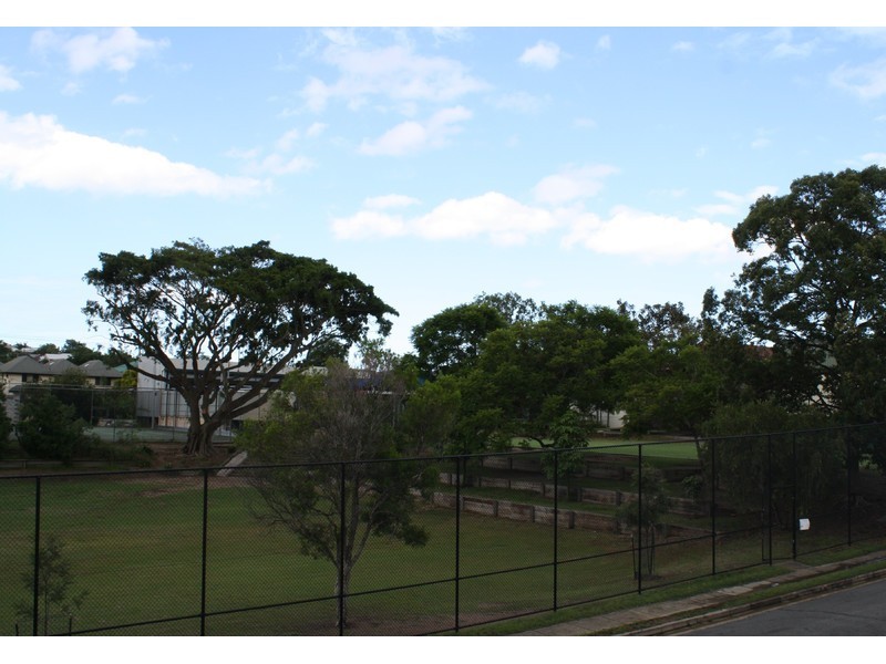 TH1/11-19 Stephens Street, Morningside QLD 4170