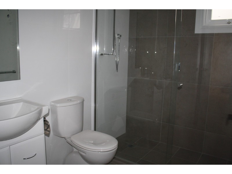 TH2/11 Stephens Street, Morningside QLD 4170