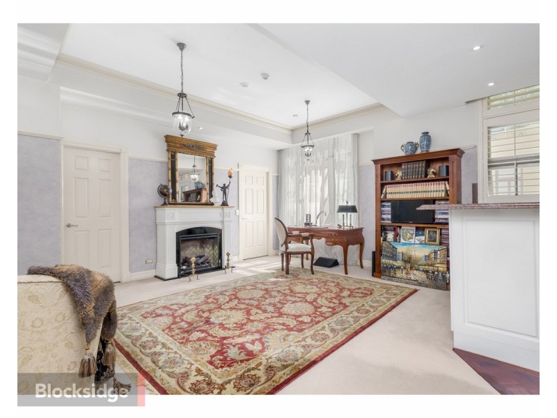 8/208 Adelaide Street, Brisbane City QLD 4000