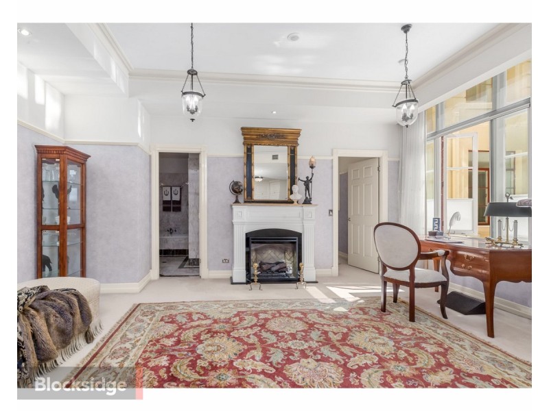 8/208 Adelaide Street, Brisbane City QLD 4000