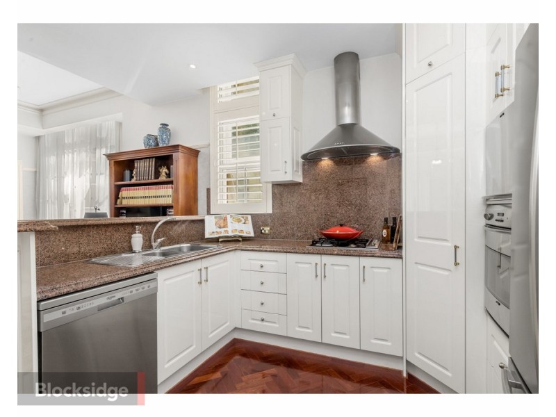 8/208 Adelaide Street, Brisbane City QLD 4000