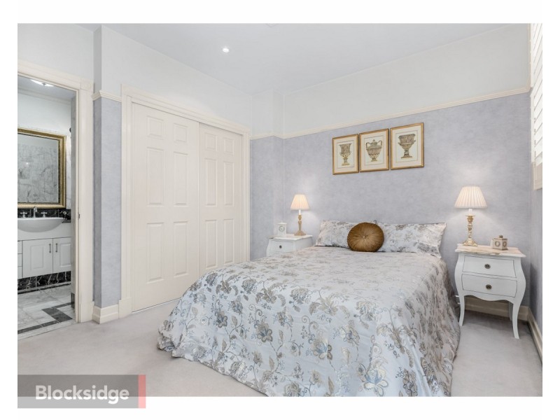 8/208 Adelaide Street, Brisbane City QLD 4000