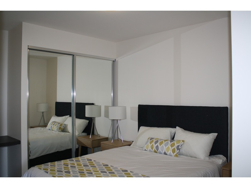 1206/18 Thorn Street, Kangaroo Point QLD 4169