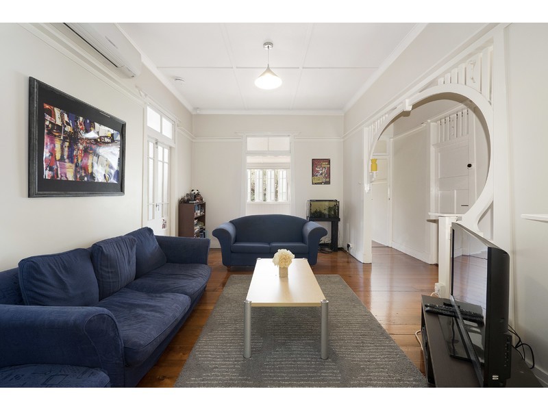 4 Scott Street, Red Hill QLD 4059