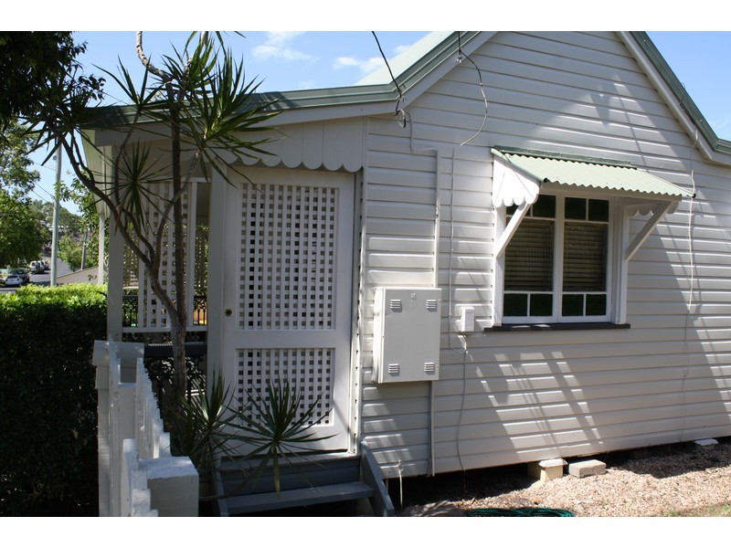 37 Lochaber Street, Dutton Park QLD 4102