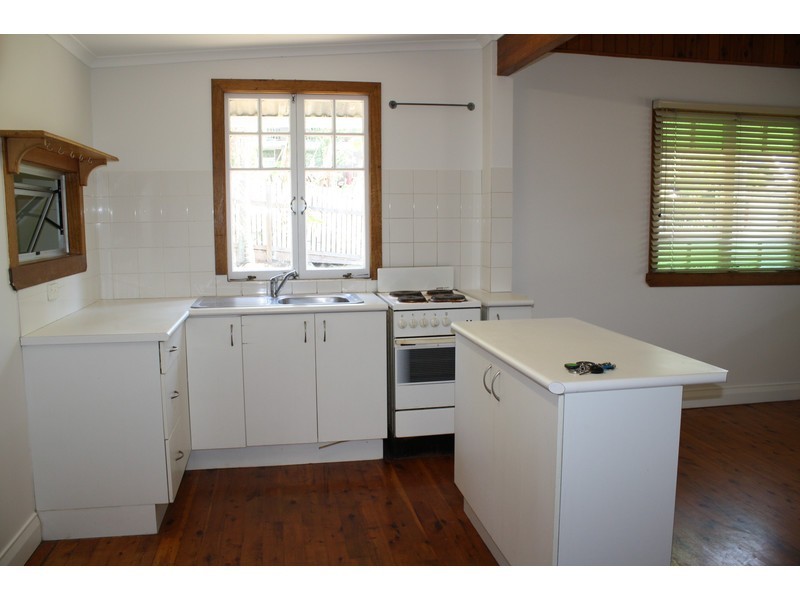 37 Lochaber Street, Dutton Park QLD 4102