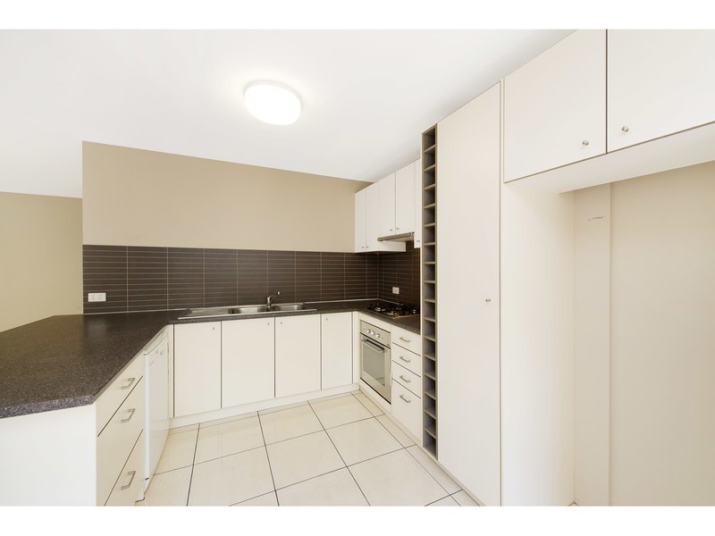 6/574 Boundary Street, Spring Hill QLD 4000