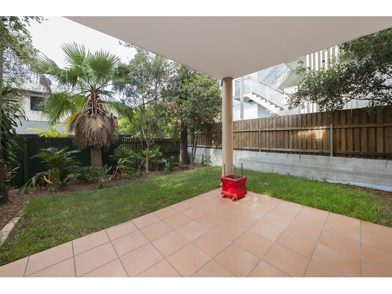 1/62 Kates Street, Morningside QLD 4170