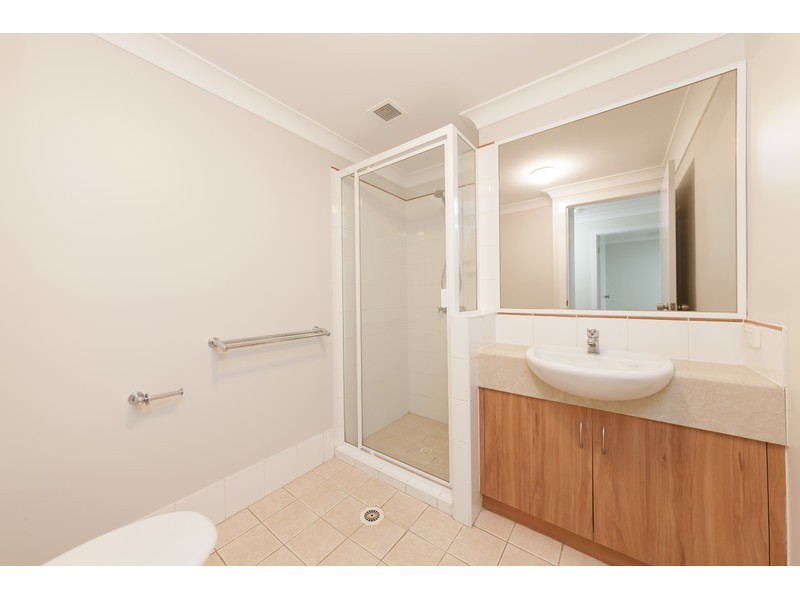 1/62 Kates Street, Morningside QLD 4170