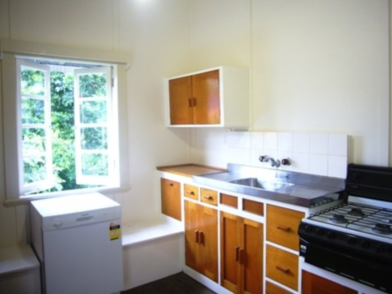 220 Coopers Camp Road, Ashgrove QLD 4060