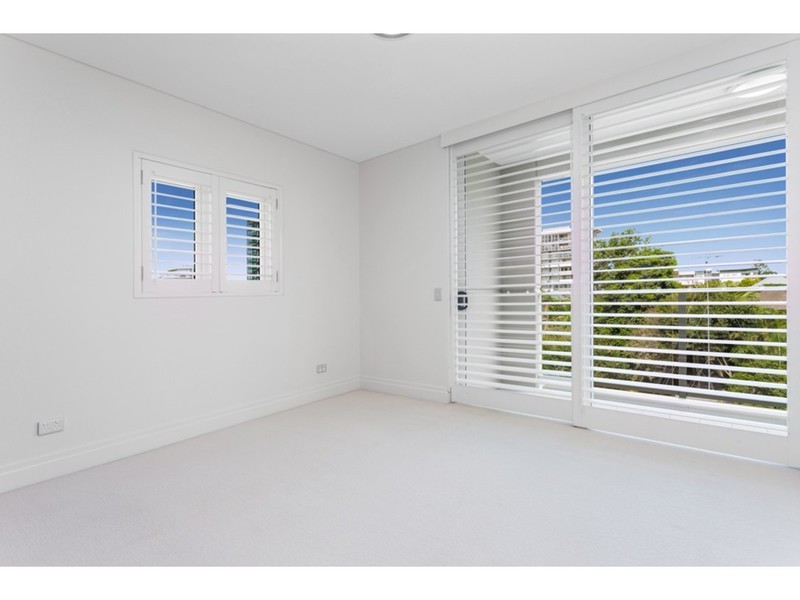 12N/39 Castlebar Street, Kangaroo Point QLD 4169