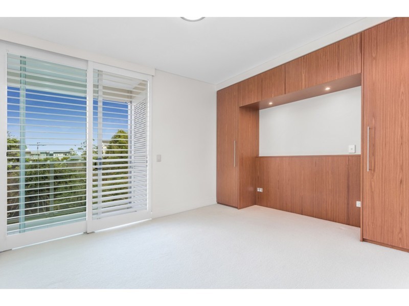 12N/39 Castlebar Street, Kangaroo Point QLD 4169