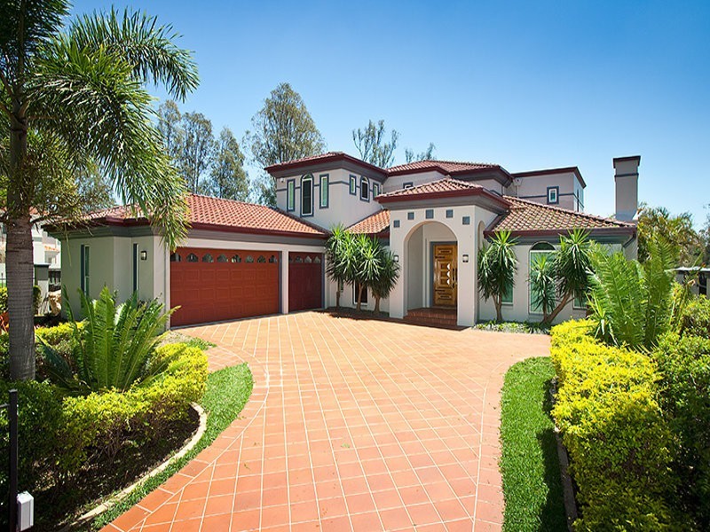 211 Westlake Drive, Westlake QLD 4074