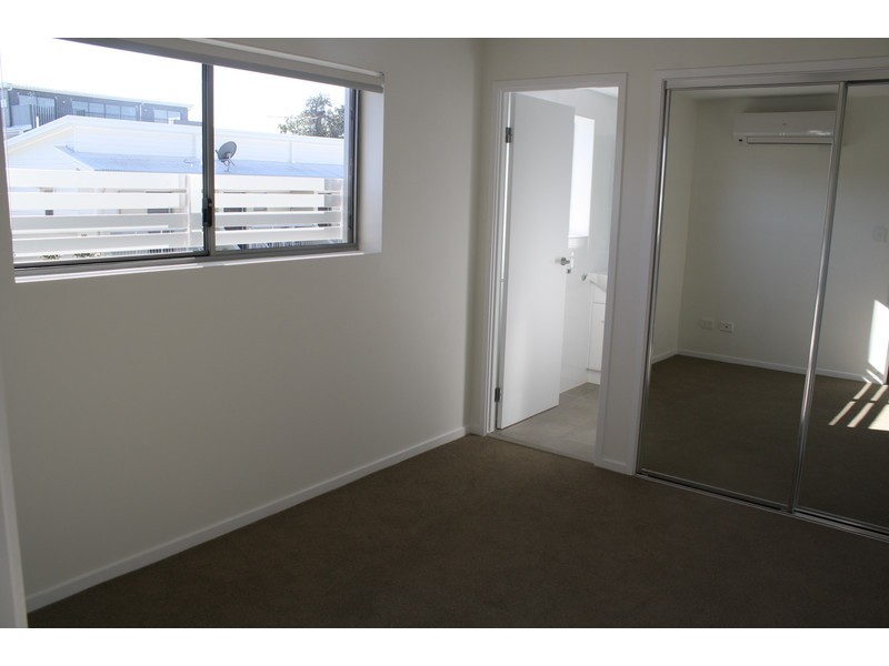 6/29 Ortive Street, Yeronga QLD 4104