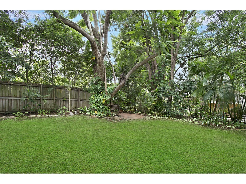 5 Lance Street, Sherwood QLD 4075