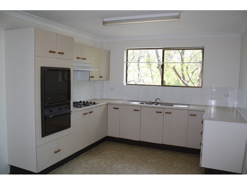 4/95 Indooroopilly Road, Taringa QLD 4068