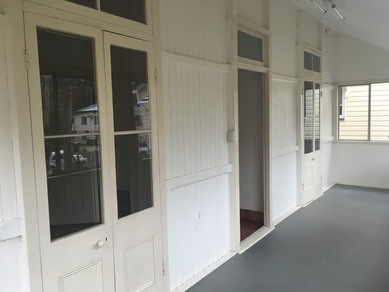 64 Deighton Road, Dutton Park QLD 4102