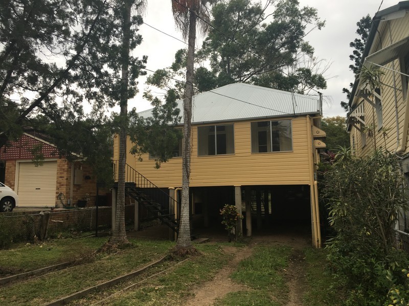 64 Deighton Road, Dutton Park QLD 4102