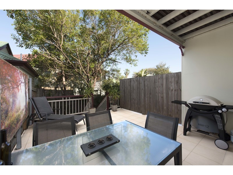 2/17 Martha Street, Paddington QLD 4064