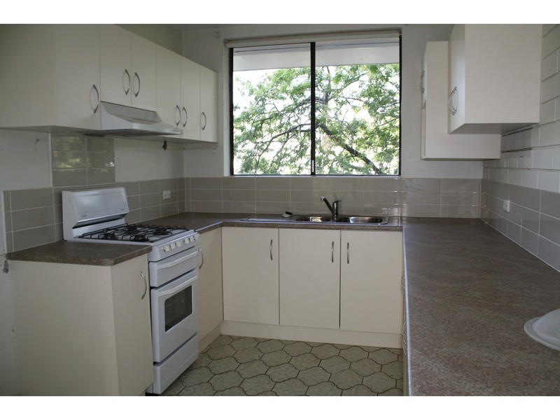 130 Gladstone Road, Highgate Hill QLD 4101