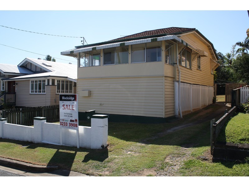 24 Todd Street, Shorncliffe QLD 4017