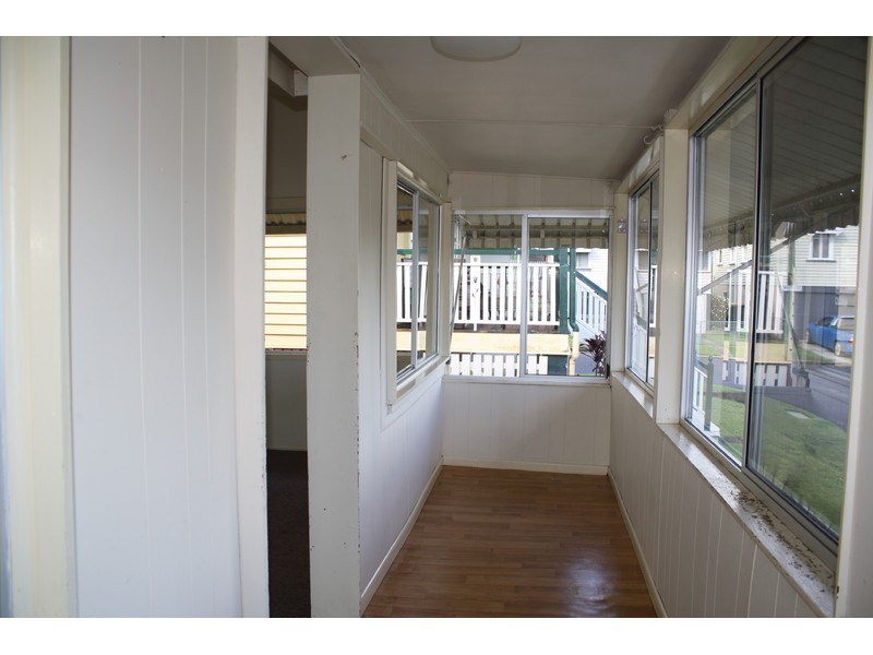 24 Todd Street, Shorncliffe QLD 4017