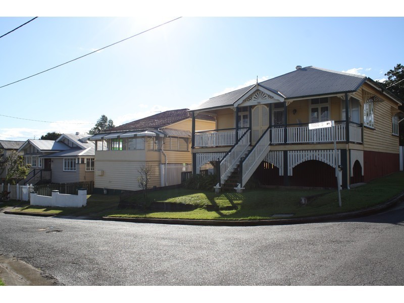 24 Todd Street, Shorncliffe QLD 4017