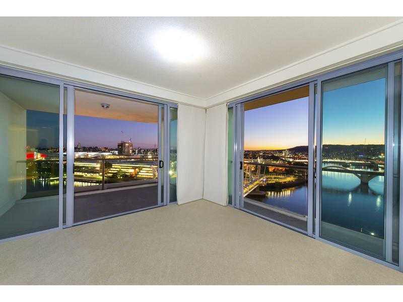 126/18 Tank Street, Brisbane City QLD 4000