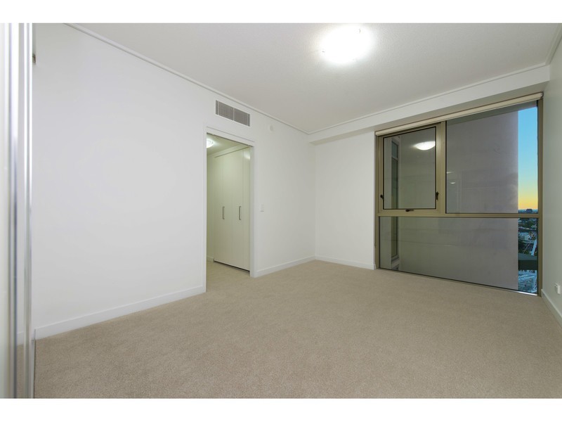 126/18 Tank Street, Brisbane City QLD 4000